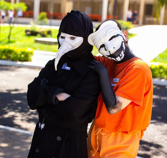 scp 049 x scp 035​
scp 049 and scp 035 relationship​，are scp-035 and 049 friends​