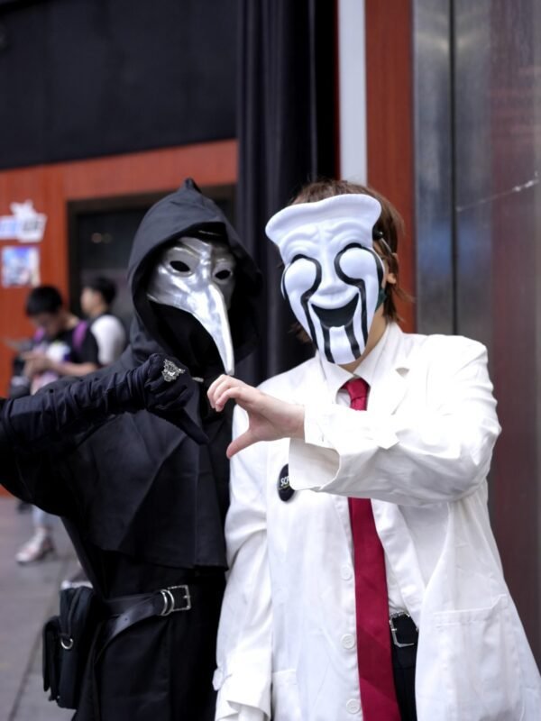 scp 049 x scp 035​
scp 049 and scp 035 relationship​，are scp-035 and 049 friends​